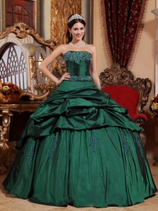 Popular Emerald Green Quinceanera Dress Strapless Taffeta Beading Ball Gown