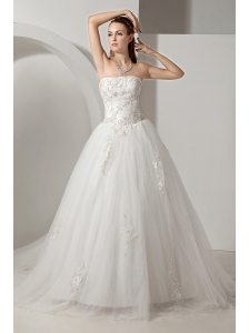 Lovely Wedding Dress A-line Strapless Appliques Chapel Train Tulle