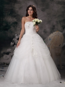Remarkable A-line Strapless Low Cost Wedding Dress Tulle Hand Made Flowers Floor-length