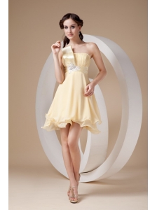 Sweet Light Yellow A-line Prom Dress Strapless Organza Beading Mini-length