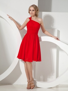 2013 Red One Shoulder Knee-length Chiffon Bridesmaid Dress