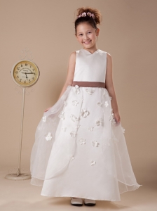 Appliques A-line V-neck Organza Wedding Party  Flower Girl Dress For 2013 Custom Made Hottest