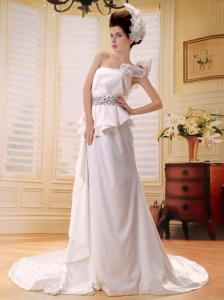 Gorgeous Beaded Decorate Waist One Shoulder Wedding Dress With Chapel Train Clasp Handle