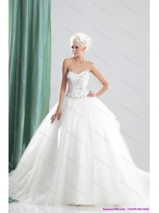 2015 Plus Size Sweetheart Beading Wedding Dress with Brush Train