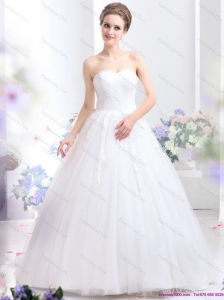 2015 Romantic Sweetheart Beach Wedding Dress with Lace