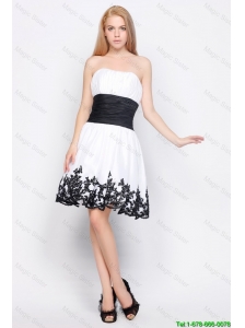 New Arrivals Strapless Short Prom Dresses with Belt and Appliques