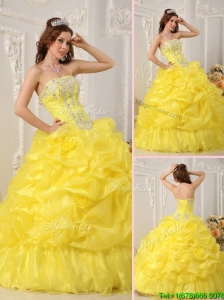 Discount Yellow Quinceanera Dresses with Beading and Ruffles