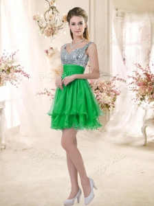2016 New Arrivals Short Straps Dama Dresses for Quinceanera with Sequins for Fall