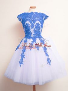 Sleeveless Knee Length Appliques Lace Up Quinceanera Court of Honor Dress with Blue And White