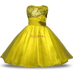 Noble Yellow Sleeveless Knee Length Bowknot and Belt and Hand Made Flower Zipper Flower Girl Dress