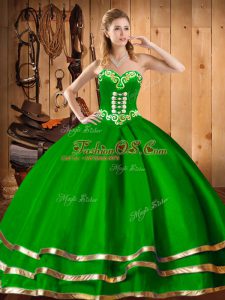 Sleeveless Floor Length Embroidery Lace Up Ball Gown Prom Dress with Dark Green