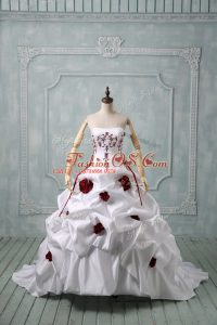 White Sleeveless Brush Train Embroidery and Pick Ups and Hand Made Flower Wedding Dress