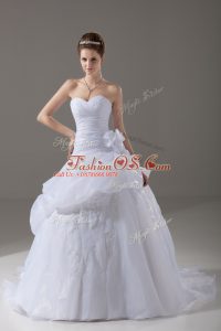 Romantic Sleeveless Brush Train Appliques and Hand Made Flower Lace Up Wedding Gowns