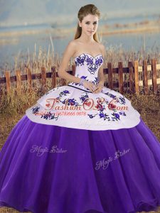 Delicate White And Purple Ball Gowns Sweetheart Sleeveless Tulle Floor Length Lace Up Embroidery and Bowknot Vestidos de Quinceanera