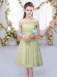 Glittering Short Sleeves Tulle Knee Length Lace Up Wedding Party Dress in Olive Green with Belt