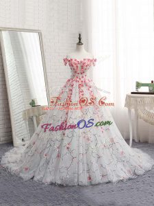 Sleeveless Tulle Brush Train Lace Up 15 Quinceanera Dress in White with Appliques