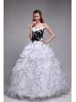 The Super Hot White Sweet 16 Dress Sweetheart Orangza Applqiues and Ruffles Ball Gown