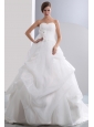 Beautiful A-line Sweetheart Low Cost Wedding Dress Chapel Train Taffeta and Organza Ruch and Hand Made Flowers