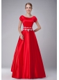Pretty Red A-line Scoop Mother Of The Bride Dress Taffeta Appliques Floor-length