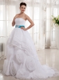 2013 Hand Made Flowers and Beading Wedding Dress With Organza