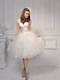 Pretty Sleeveless Knee Length Lace Lace Up Wedding Gowns with White